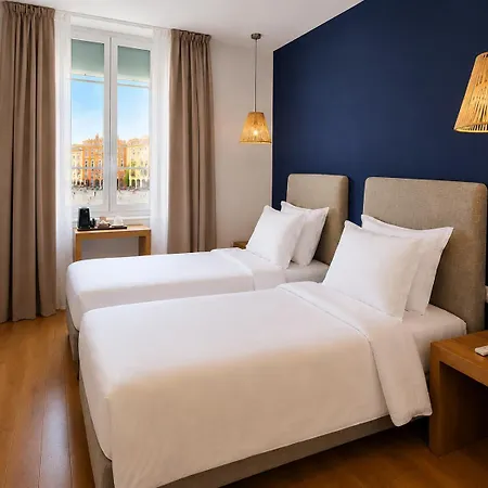 De La Hotel Nice