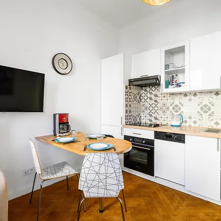 3 Pièces En Plein Centre-ville Appartement Nice