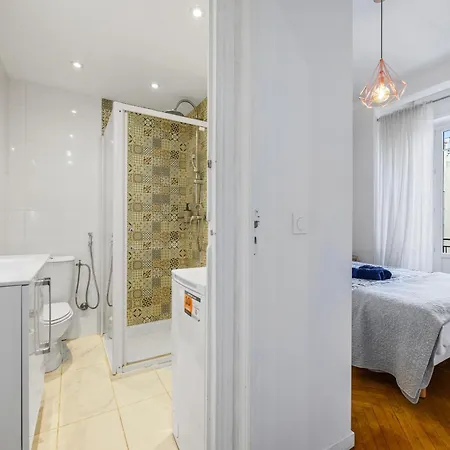 3 Pièces En Plein Centre-ville Appartement