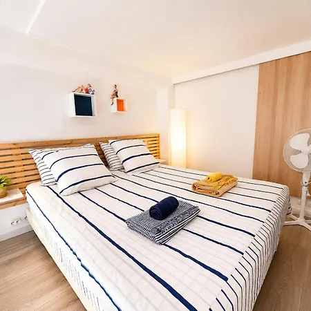 - Duplex Carré D'or - 100m Promenade Des *