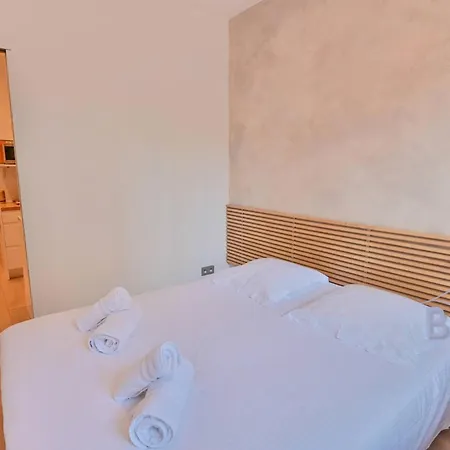 Holiday home Carre D'or 2p A Deux Pas De La Nice