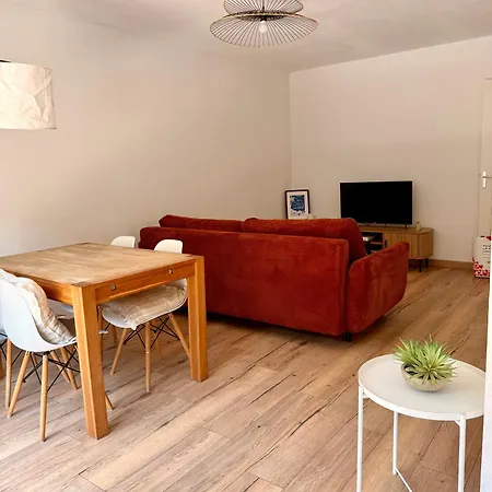 Magnificent Renovated Apartment, 2 Of 45 M2, Close Tothe Sea, Floor, Terrace Nice