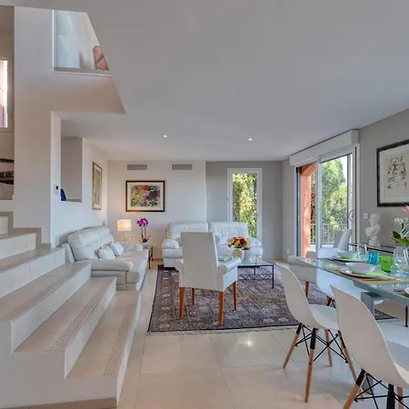 Maison d'hôtes Sur Les Hauteurs De Nice, Proche Centre Nice