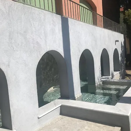Sur Les Hauteurs De Nice, Proche Centre Maison d'hôtes