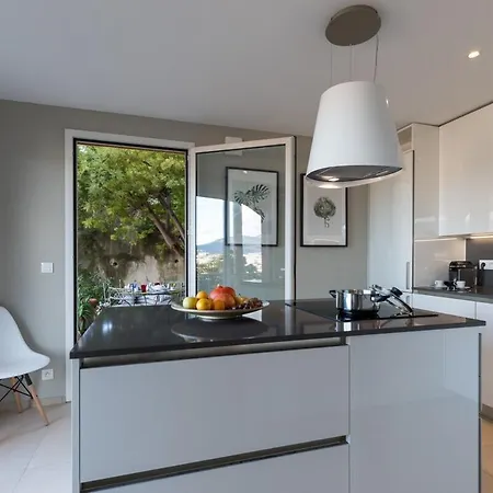 Maison d'hôtes Sur Les Hauteurs De Nice, Proche Centre 4*