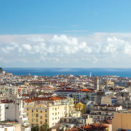 Sur Les Hauteurs De Nice, Proche Centre Maison d'hôtes