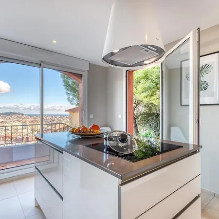 Maison d'hôtes Sur Les Hauteurs De Nice, Proche Centre 4*