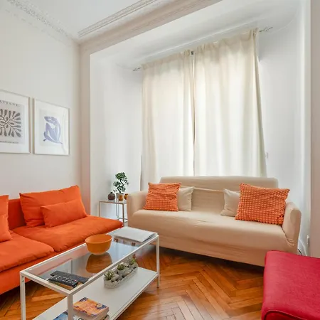 Stunning Flat By The Beach, Carre D'or-negresco Apartment
