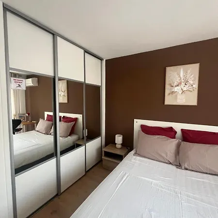 Appartement Très Beau 3 Pièces Spacieux Lumineux Et Climatisé Nice