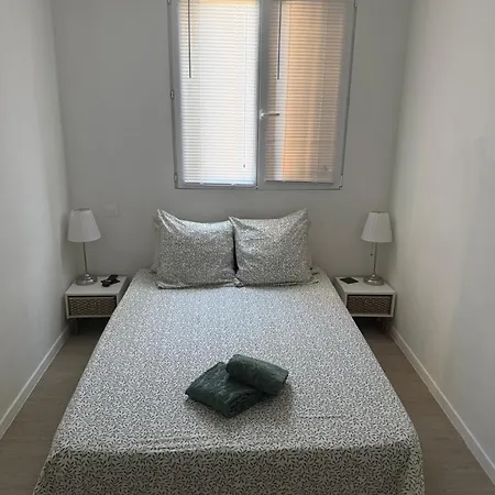 Résidence Sécurisée: Privée Avec Parking Et Accès Facile Homestay *