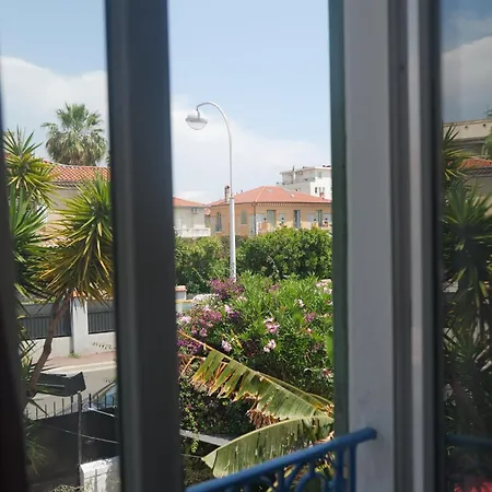 Logis Victorine Hotel