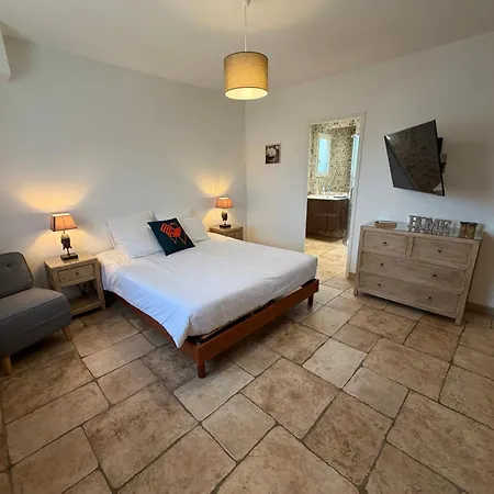 Avec Piscine Chauffee Collines Villa *