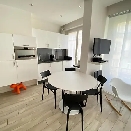 Carré D’or Super 2 Pièces Appartement Nice