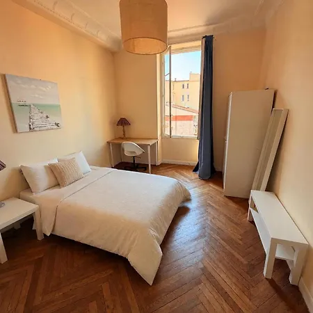 Appartement Lovely With View *