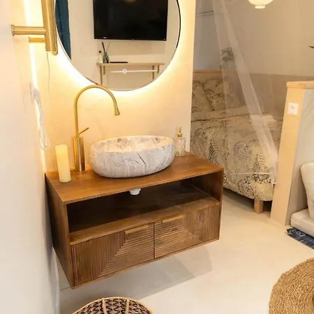 Appartement Ag 1 Balnéo Clim 1min Plage, Nice