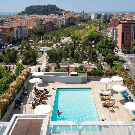 Novotel Centre Vieux 4*