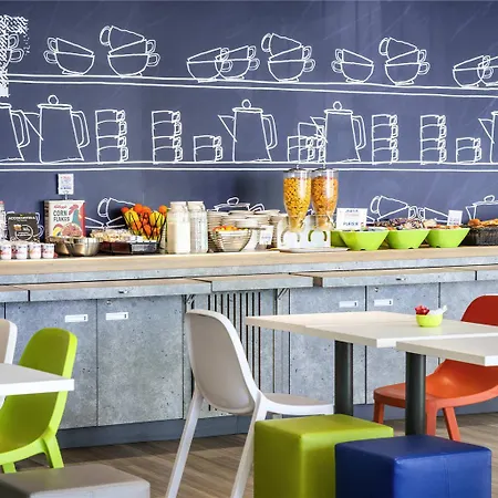 Hotel Ibis Budget Californie Lenval 2*