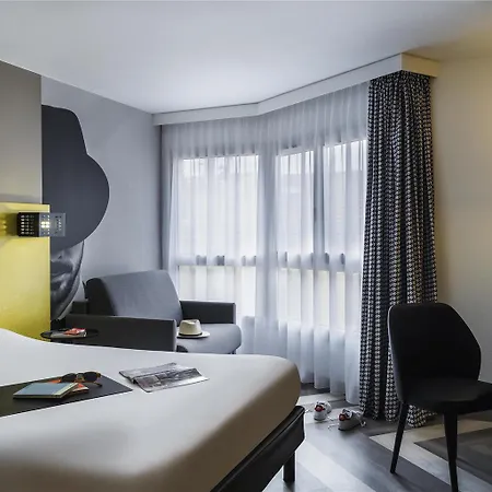 Ibis Styles Vieux Port 3*