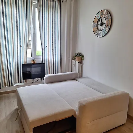 Apartment Beautiful , 3 Min Walk , Free Parking, Near Negresco