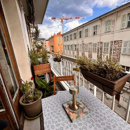 Sunny Port Old Town Free Private Parking - Clim & Balcony * Nice