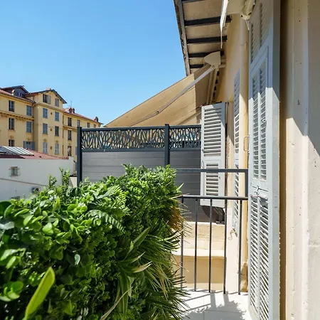 Apartment Renting - 4france - Luxe & Comfort Seafront Massena *