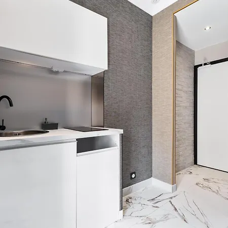 Renting - 4france - Luxe & Comfort Seafront Massena * Nice