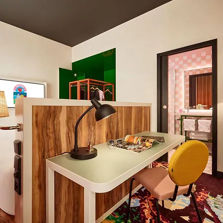 Mama Shelter Hotel
