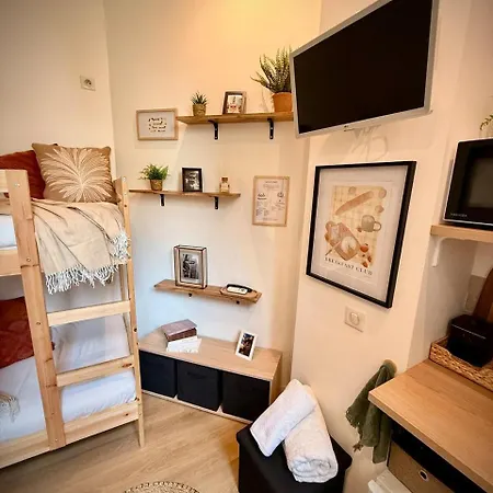 Le Celeste 3*