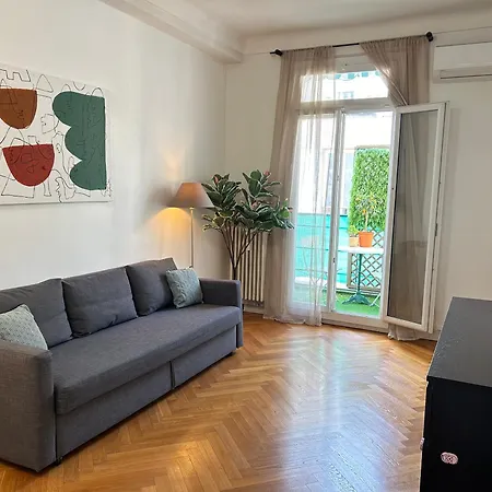 4 Face Gare Nice-ville Apartment *