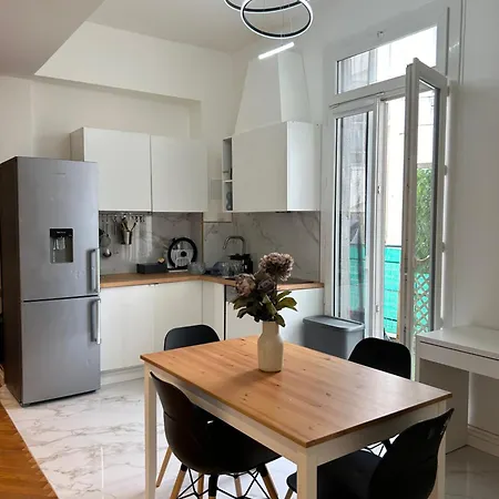 Apartment 4 Face Gare Nice-ville