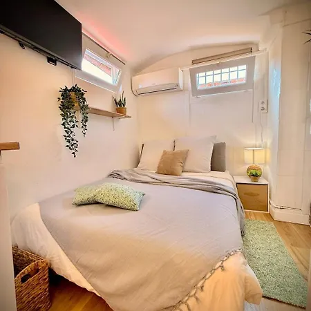 Le Celeste Hotel