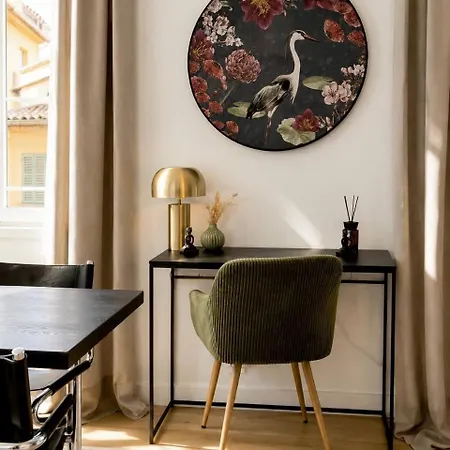 Nice-flat-nice Apartment