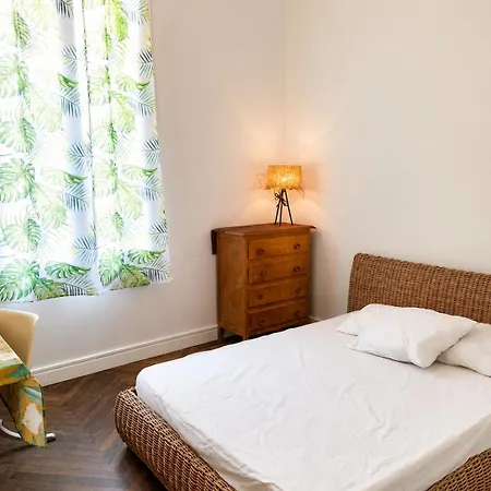 Pres Des Plages Apartment Nice