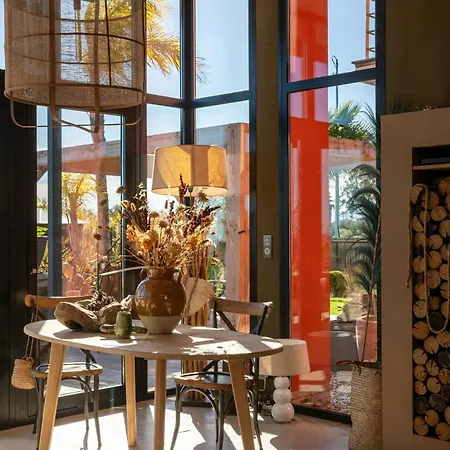 Holiday home Contemporary With Views Of Cap D'antibes *