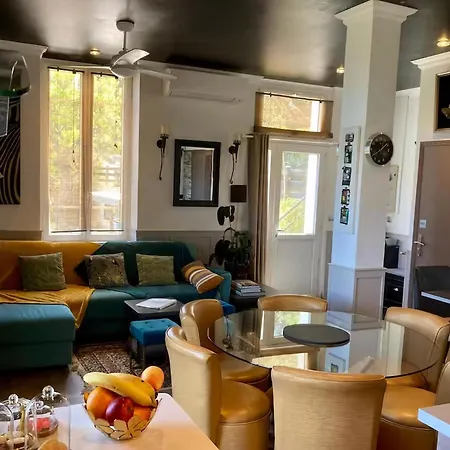 Duplex In With Private Pool In Hills *