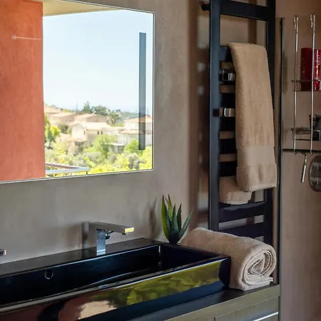 Contemporary With Views Of Cap D'antibes Holiday home *