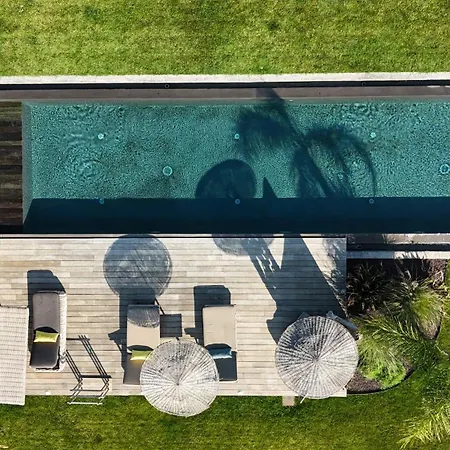 Holiday home Contemporary With Views Of Cap D'antibes *