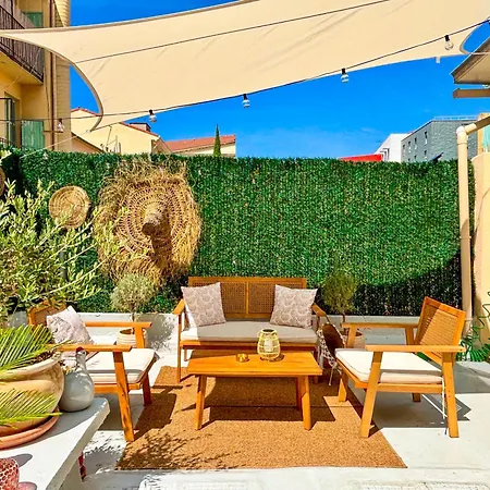 Le Petit - 4 Studios, 2 With Private Terrace - Centre Apartment Nice