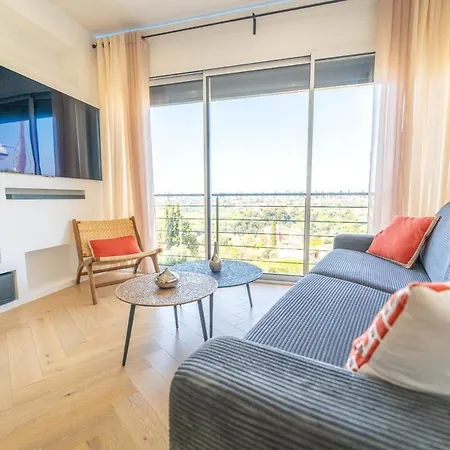 Apartment Magnifique Avec Piscine Et Jardin Nice