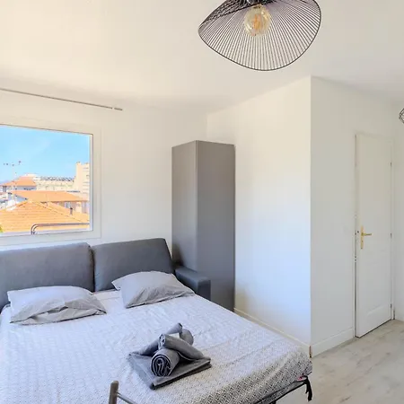 Avec Climatisation Proche Des Plages Apartment