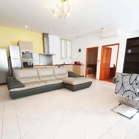 Super Apartment