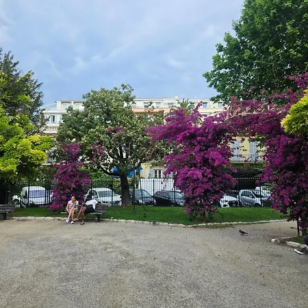 Brand New Studio, 06000, Three Hundred Meters From The Sea In Carre D'or * Nice