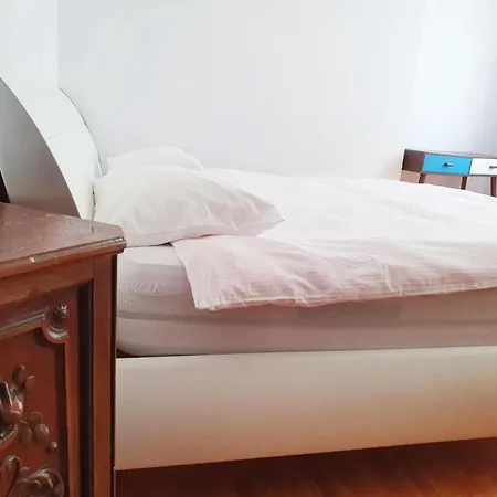Super Apartment *