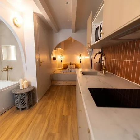 Les D Ailleurs Apartment *
