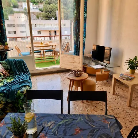 Apartment Pres Des Plages A