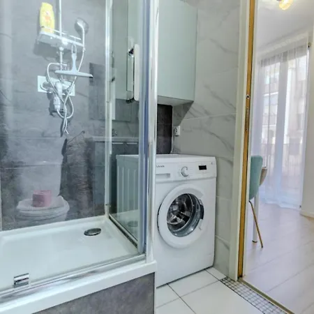 Proche De La Vieille Et Promenade Des Apartment *