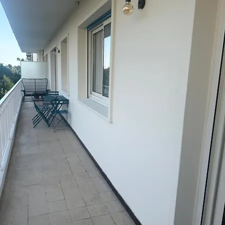 Moderne 3 Pièces Climatisé Avec Balcon, à 2 Min Appartement