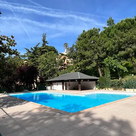Avec Piscine à Nice