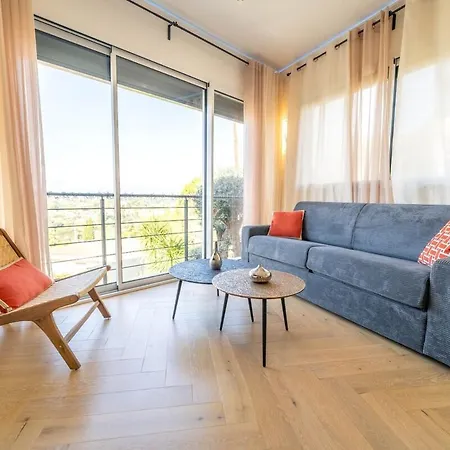 Magnifique Avec Piscine Et Jardin