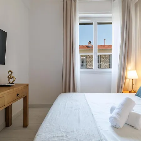 - Center, Wifi, Ac, 2-6 Pers